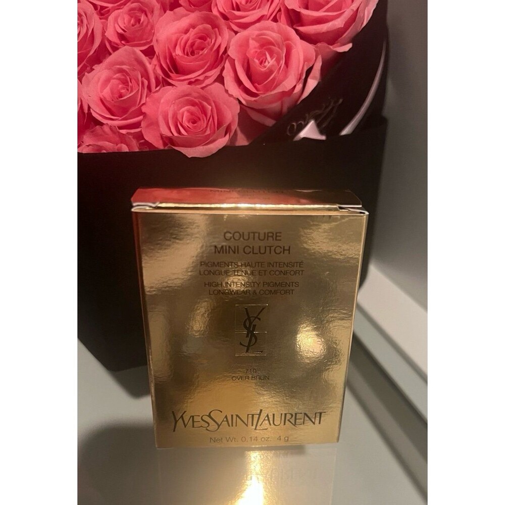 Yves Saint Laurent 
Couture Mini Clutch Eyeshadow Palette